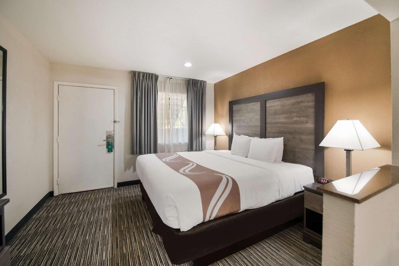 Quality Inn & Suites Lufkin Exterior photo