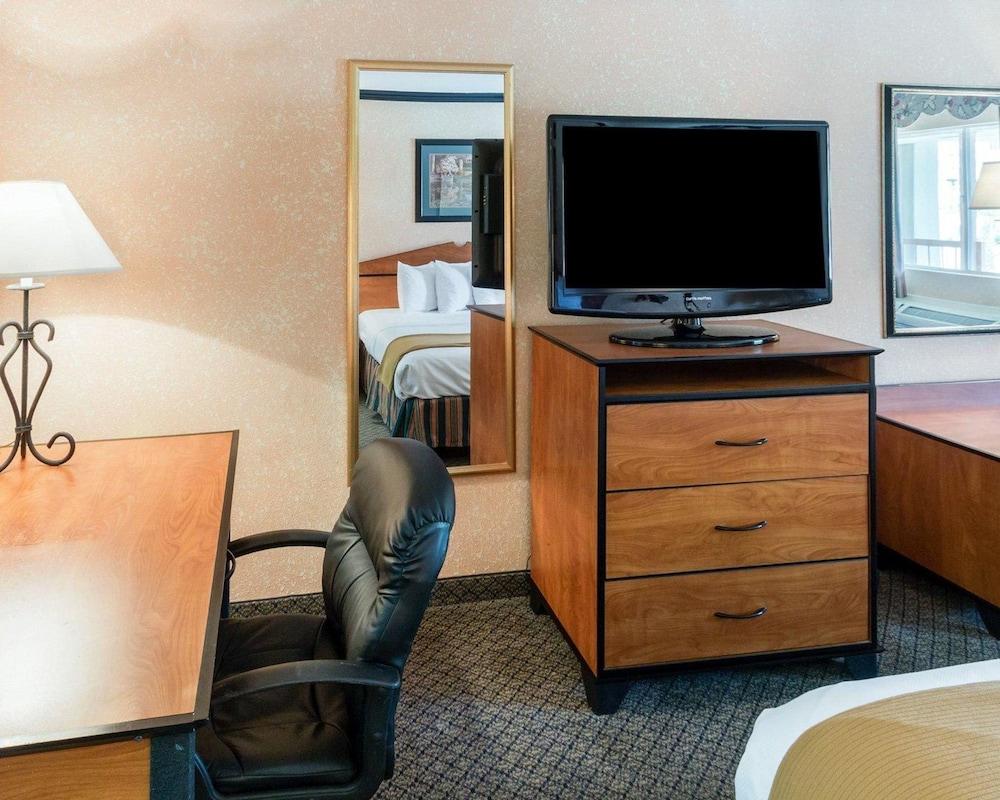Quality Inn & Suites Lufkin Exterior photo