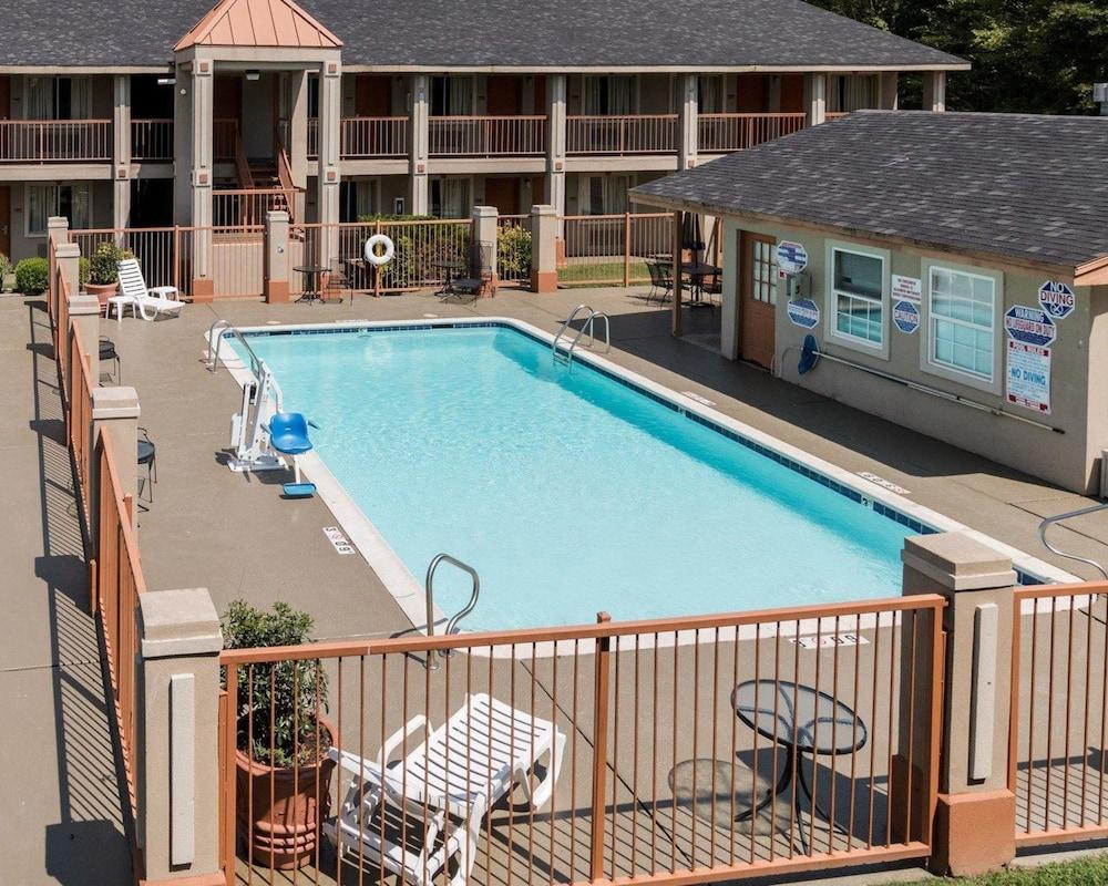 Quality Inn & Suites Lufkin Exterior photo